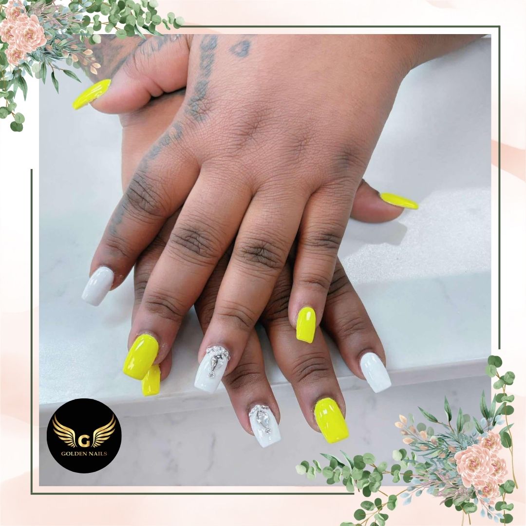 Golden Nails nail photo 1